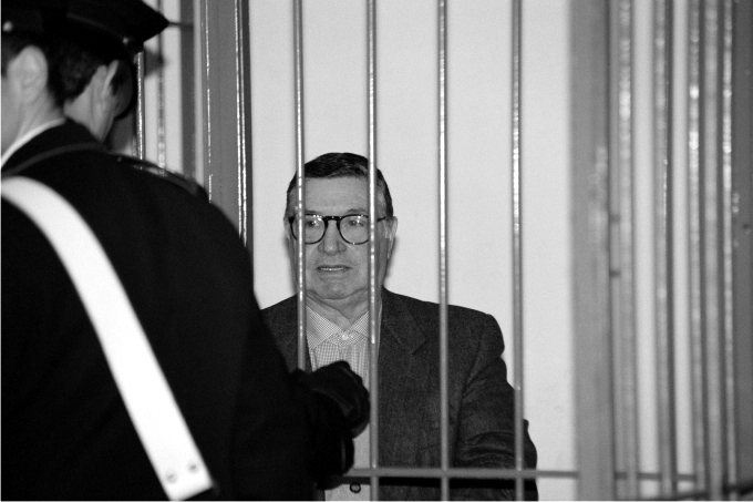 Totò Riina durante su juicio en 1993. Foto Pier Silvio Ongaro Sygma Corbis