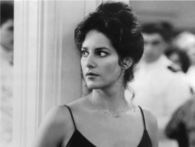 Debra Winger en Oficial y caballero. Imagen Lorimar Film Entertainment.p