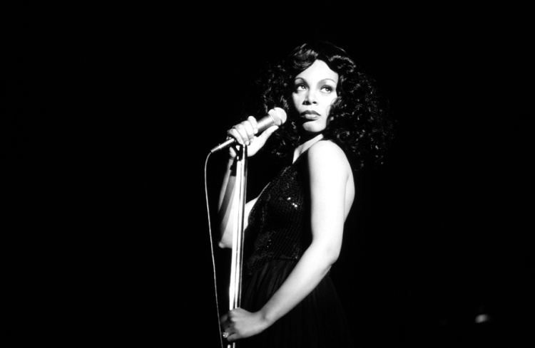 Donna Summer. Imagen Warner.p