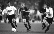 1997, Barcelona, Spain --- Brazilian soccer player Ronaldo playing for FC Barcelona during a Liga match against Valencia. | Location: Barcelona, Spain.  --- Image by © Christian Liewig/TempSport/Corbis
