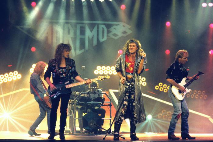 Def Leppard: retrofuturista duermemozas sound 1 oie 311415196a9AQnc9