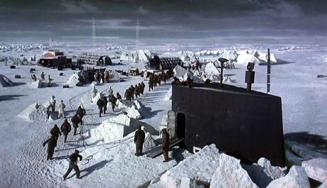 ¿Cuál es la segunda mejor película de submarinos? 5 5 result 2