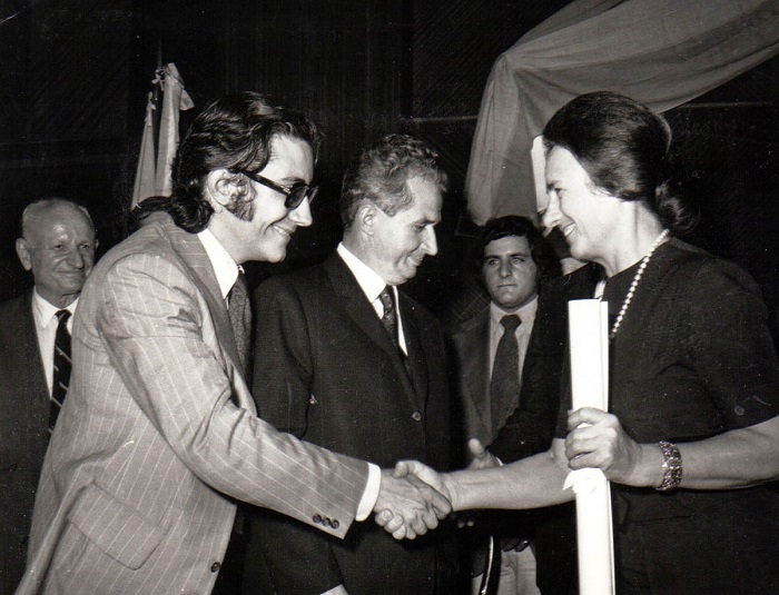 Elena Ceausescu Doctor Honoris Causa Universidad de Buenos Aires