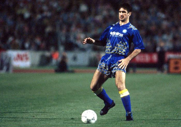La Francia de Cantona o la merde 3 oie 9EUkkVAJXvLt
