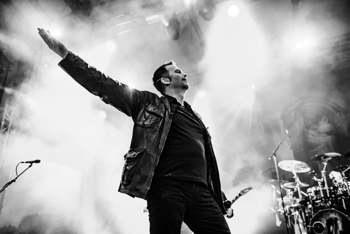 La aparición mariana de Blind Guardian 5 oie pXnBmtPU0M26