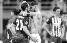 Juanfran of Atletico and Sergio Ramos of Real Madrid after the football match between Real Madrid (ESP) and Atletico de Madrid (ESP) in Final of UEFA Champions League 2016, on May 28, 2016 in San Siro Stadium, Milan, Italy. Photo by Vid Ponikvar / Sportida//SPORTIDA_2332.345/Credit:Vid Ponikvar/Sportida/SIPA/1605291144
Final Champions
110/cordon press
 *** Local Caption *** 00757980