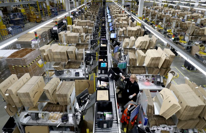 Futuro Imperfecto #3: ¿Navidad en El Corte Inglés o en Amazon? 2 48607250 scaled e1574940091774