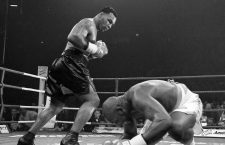 MIKE TYSON V JULIUS FRANCIS MANCHESTER...MIKE TYSON CATCHES JULIUS TO KNOCK HIM DOWN FOR THE 4TH TIMEPIC RICHARD PELHAM