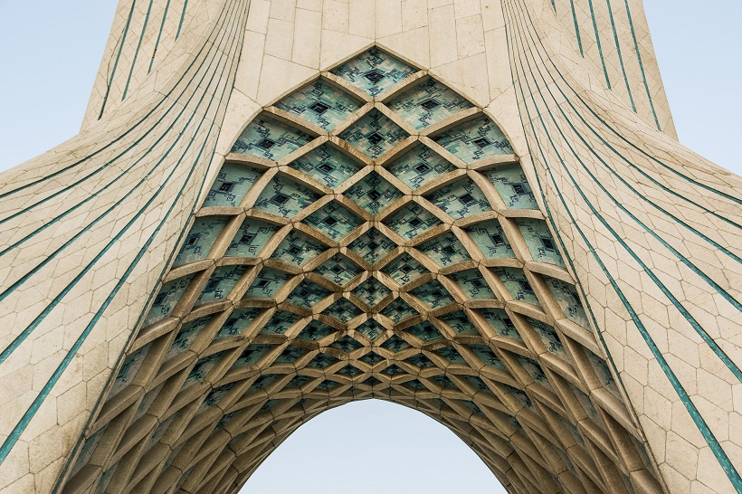 A ver, ¿qué es lo que hay que ver en Irán? 2 Detalle de la torre Azadi Teherán