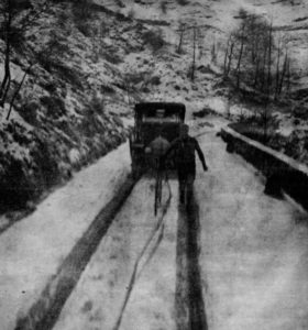 Ciclismo sobre nieve: Milán-San Remo 1910 2 Ciclista cruzando el paso del Turchino en la edición de 1910. (DP)