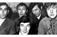La troupe cómica Python el año 1969 jot down news po