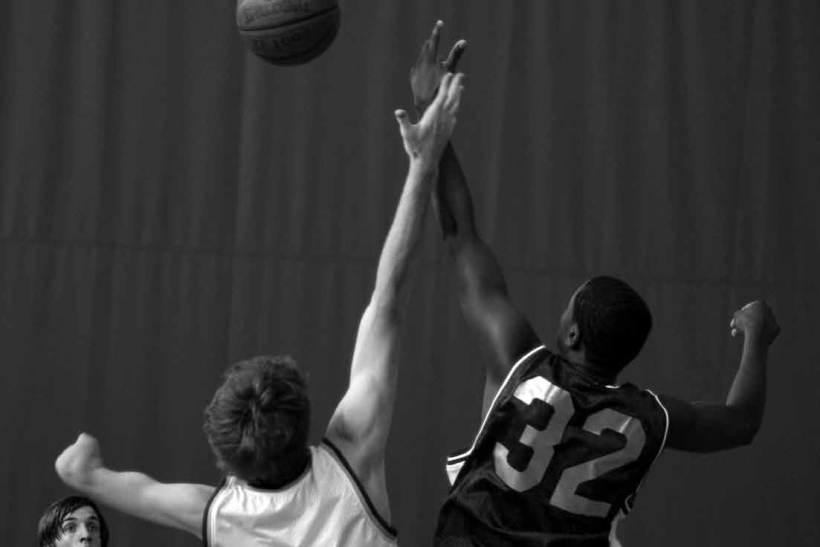 Kevin Laue Foto Brad Curry brazo canasta sueño