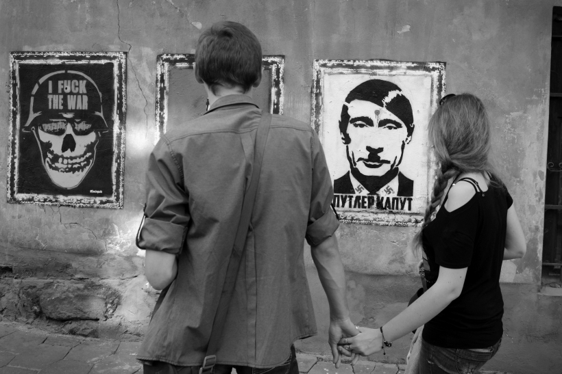 Un grafiti de Putin en Lviv, Ucrania. Foto Cordon Press.