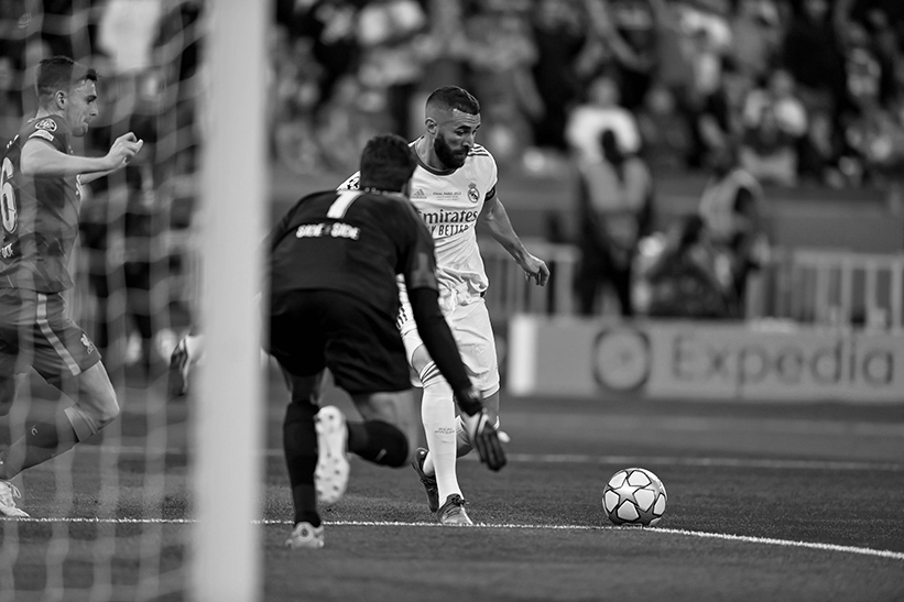 Karim Benzema en la final de Champions 2022 entre Real MAdrid y Liverpool.