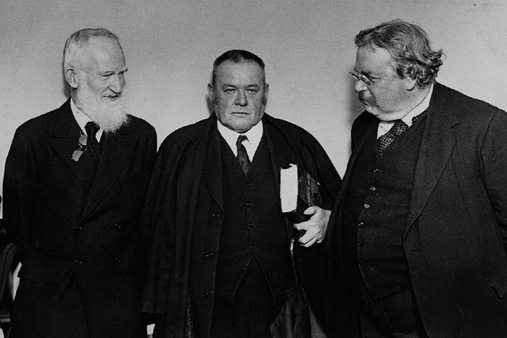 Tal vez parezca irreverente llamar a Chesterton y Shaw el gordo y el flaco de la literatura; pero no creo que a Laurel y Hardy les hubiera molestado.