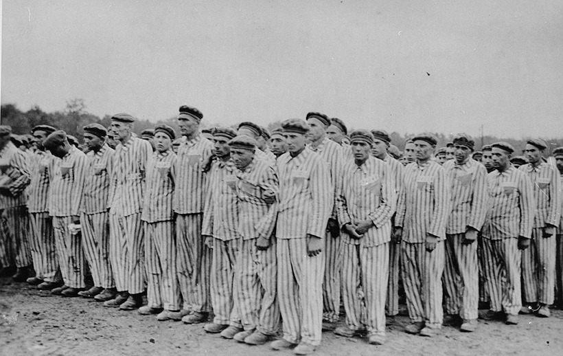 Prisioneroes en el campo de concentracion de Buchenwald. Foto Museo Memorial del Holocausto de Estados Unidos Canibalismo supervivencia 2. DP.