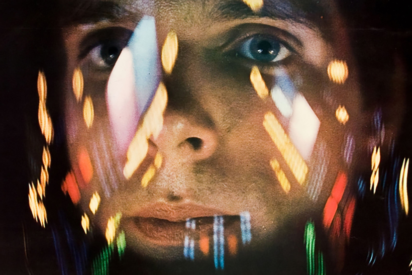 Frente a HAL 9000. 2001 Una odisea del espacio, 1968. Imagen Metro-Goldwyn-Mayer jot down news