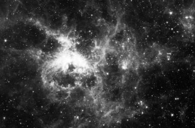 Imagen en infrarrojo de la nebulosa de la Tarántula. Foto NASA neutrinos