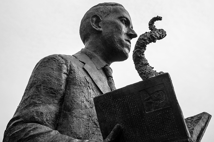 Lovecraft escribir contra el hombre