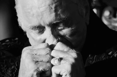 Johnny Cash en el videoclip de Hurt. Imagen Universal Records epitafio po