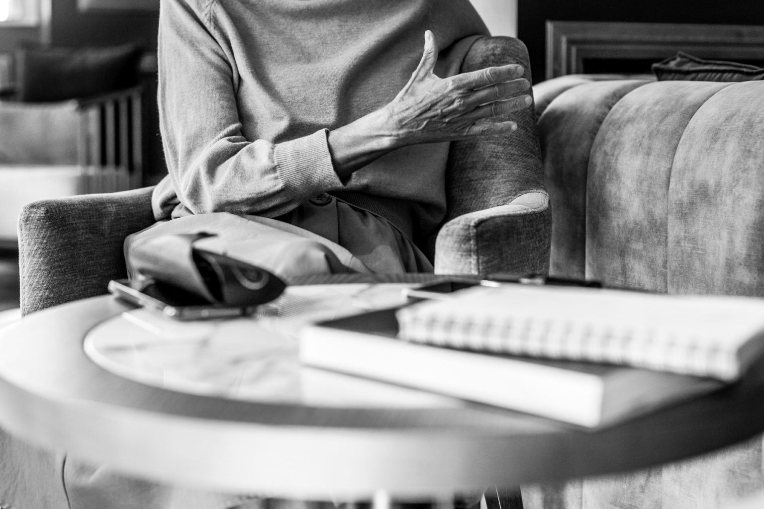 Anna Caballé «Las mujeres tenemos que poner el punto final al discurso