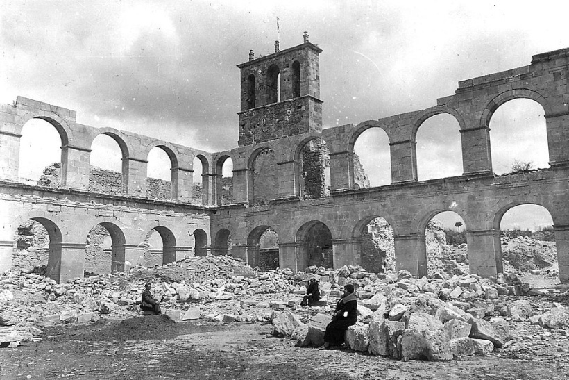 cómo robar un monasterio