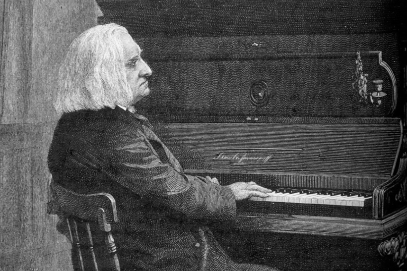 Franz Liszt: salón, tonsura, lúgubre góndola 1 Franz Liszt al piano en 1886 (DP)