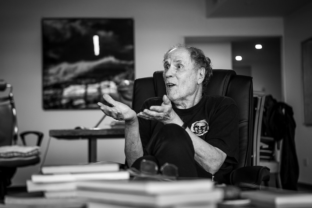 Tomás Abraham: «Milei está en un proceso de búsqueda de identidad que es típico de la adolescencia tardía» 2 Tomás Abraham para Jot Down