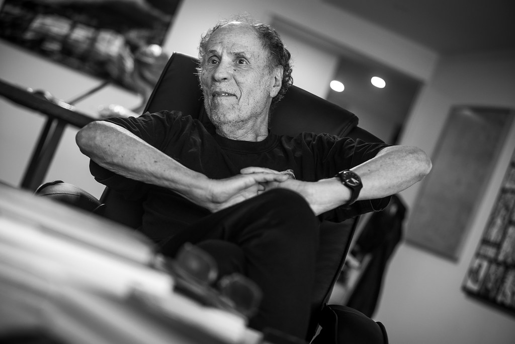 Tomás Abraham: «Milei está en un proceso de búsqueda de identidad que es típico de la adolescencia tardía» 4 Tomás Abraham para Jot Down