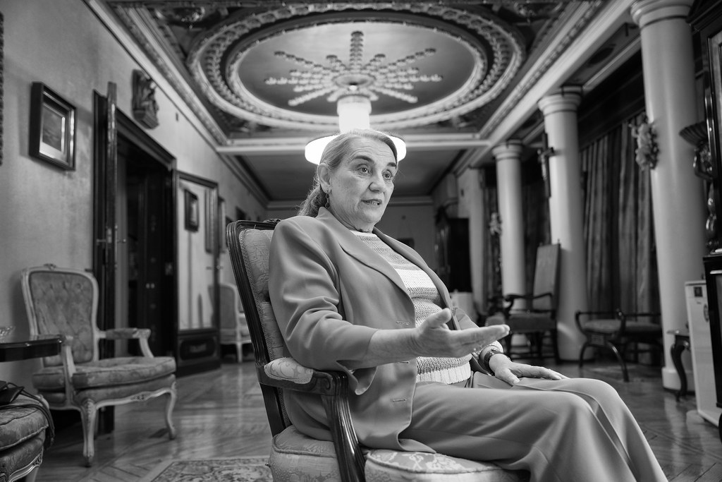 Juana Sánchez-Gey: «El pensamiento español existe, desde Moderato de Gades, desde Séneca, hasta la actualidad, pero tenemos una ignorancia que, además, no valora lo que tiene» 6 Juana Sánchez-Gey para Jot Down