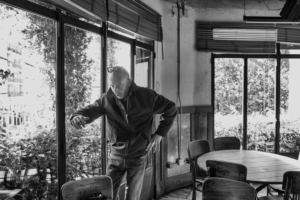 Montero Glez: «La sociedad del espectáculo es ese circo falso que te obliga a dejar de lado valores como la amistad, como si fuera un valor de cambio en el arte» 5 Montero Glez para Jot Down