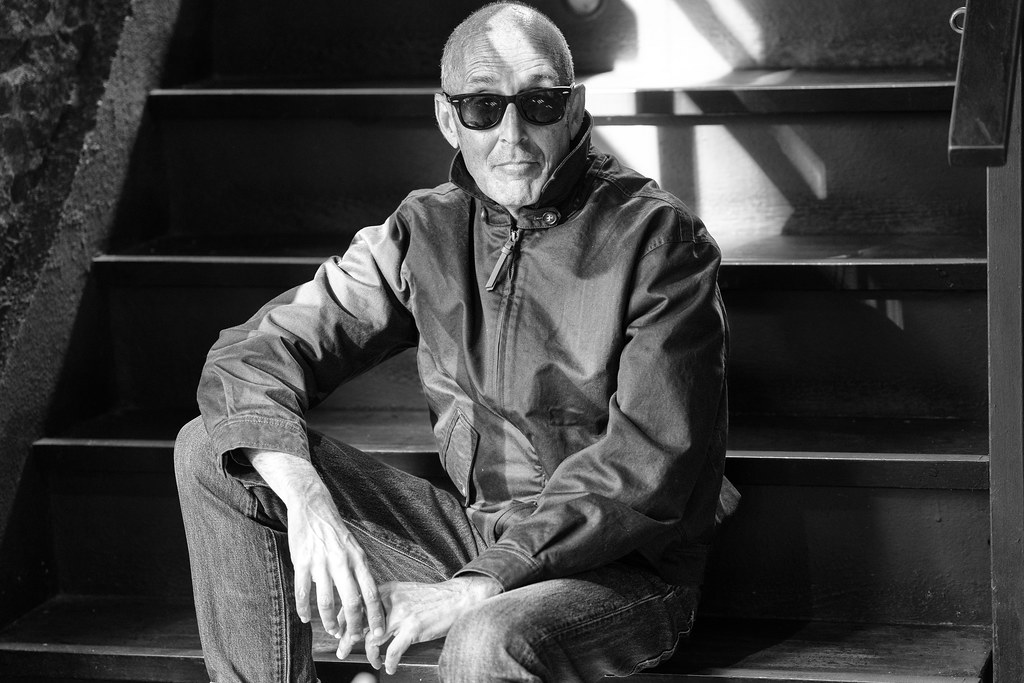 Montero Glez: «La sociedad del espectáculo es ese circo falso que te obliga a dejar de lado valores como la amistad, como si fuera un valor de cambio en el arte» 6 Montero Glez para Jot Down