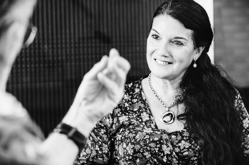 Rosario Raro: «Escribiendo pueden suceder las cosas tal como yo quiero. Me impresionó tanto ese descubrimiento que aquí sigo, escribiendo para inventar mi mundo» 3 Rosario Raro para Jot Down B