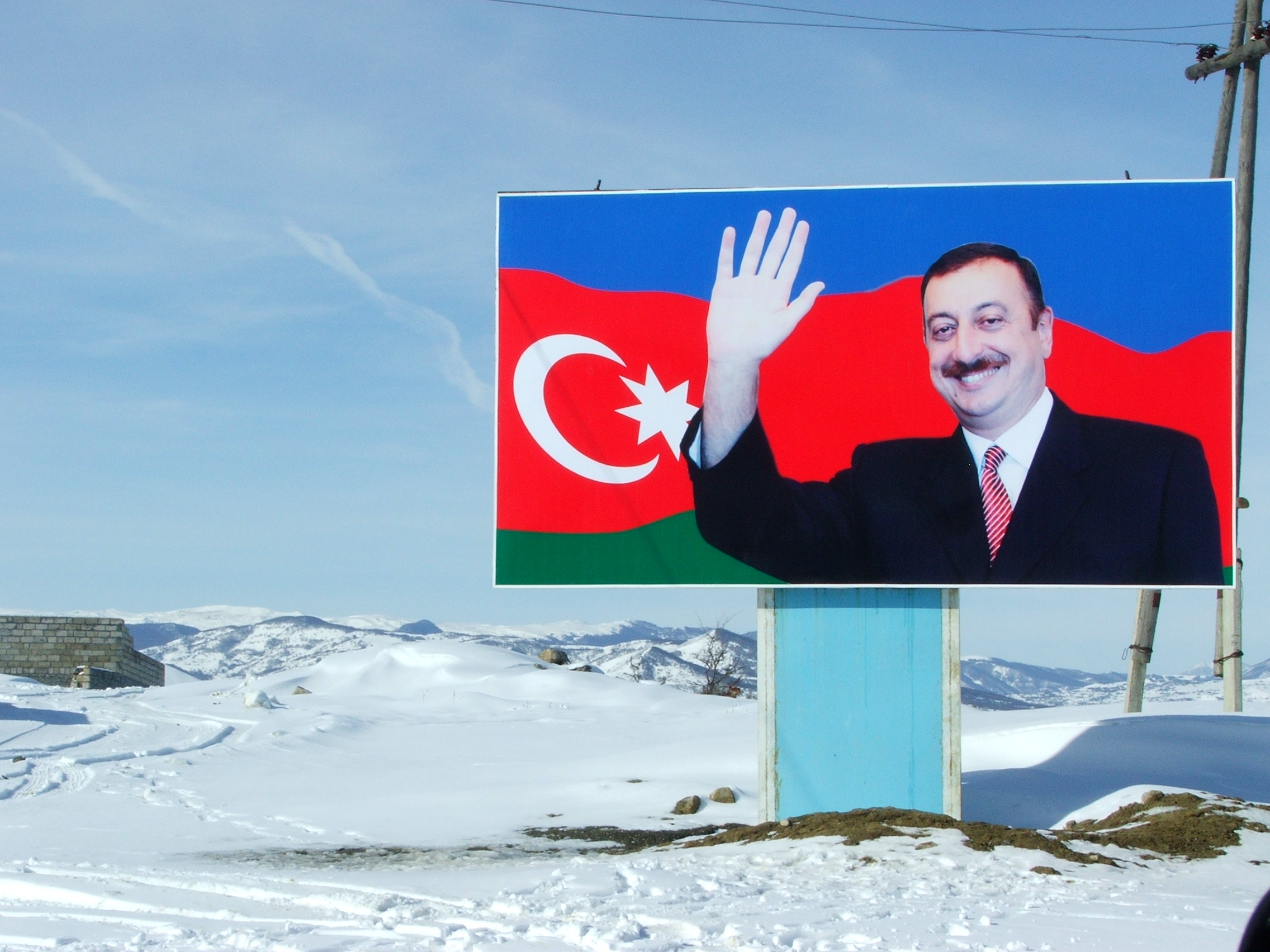 Cumbre del Clima en Azerbaiyán: del cianuro al caviar 1 1