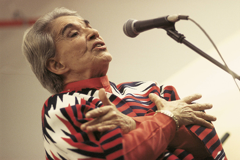 Quién pudiera reír como llora Chavela 1 Chavela Vargas, 2006. Fotografía: Sofia Moro / Getty.