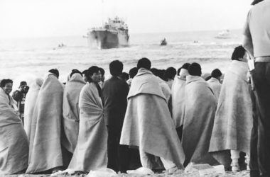 Jean Raspail y su desembarco de pobres en 'El campamento de los santos'