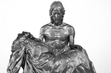 Marina Vargas, 'La Piedad Invertida o La Madre Muerta'.