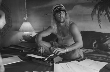 the beach bum cA0vcM