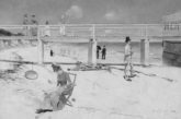 A Holiday at Mentone 0bn