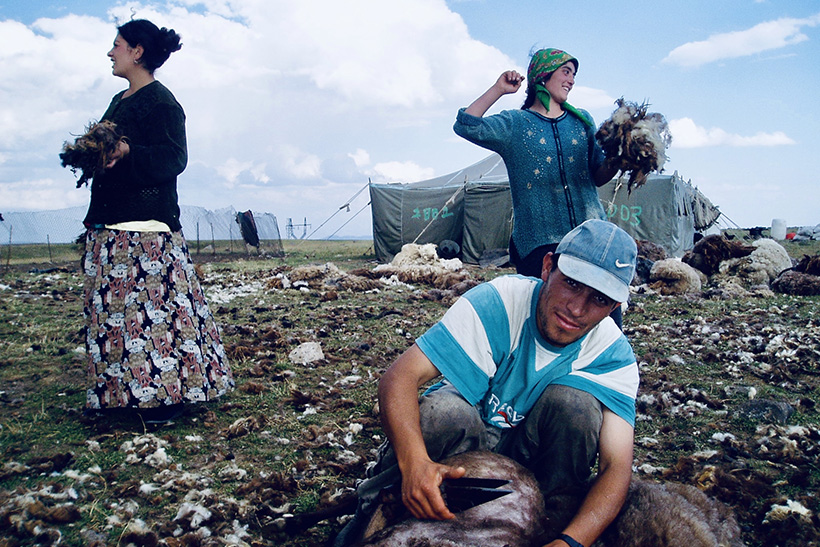 Fuego se escribe 'agir' para los yezidíes 1 «Fuego» se escribe agir para los yezidíes