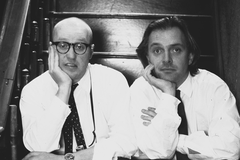 Historia de la comedia británica televisada (4): gente que mira a la cámara con vergüenza 2 comedia británica 4