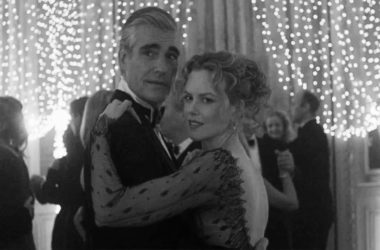 Una escena de Eyes Wide Shut. Imagen Warner Bros. jot down news po