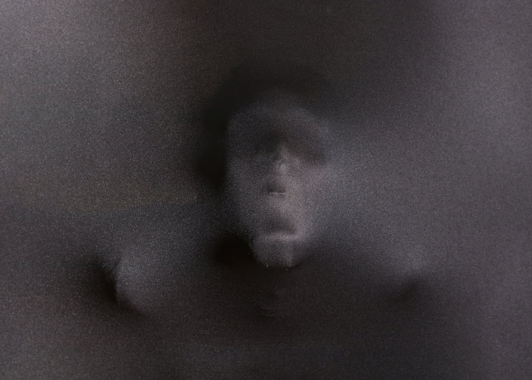 La invasión de lo invisible: nuestras mentes en la era de las neurotecnologías