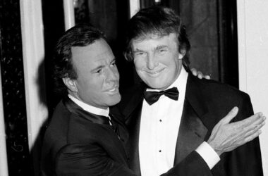 Julio Iglesias con Donald Trump. (DP) supremachismo