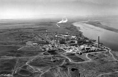 Hanford N Reactor adjusted