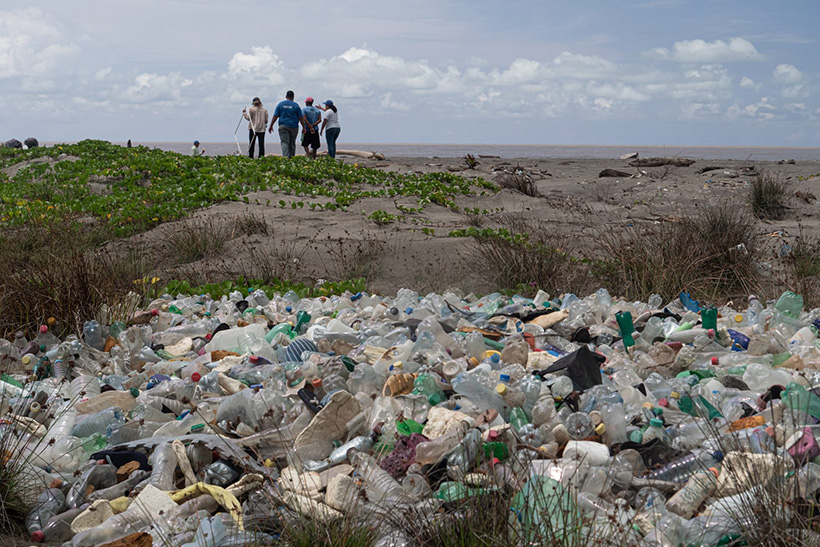 Comunicado urgente para un radical cambio de vida: hacia una revolución postecnológica 1 Foto The Ocean Cleanup (CC). una revolución postecnológica