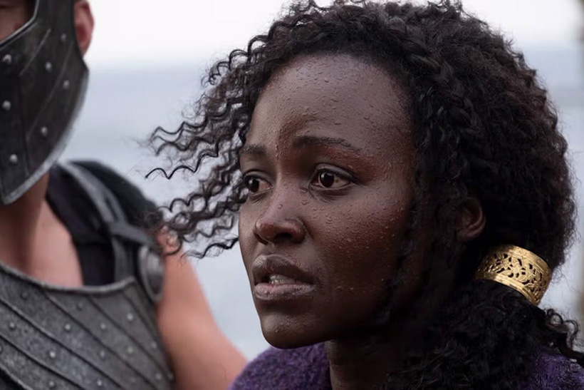 Helena de Troya era negra 1 Lupita Nyong’o como Helena de Troya en 'La odisea'. Imagen Universal Pictures