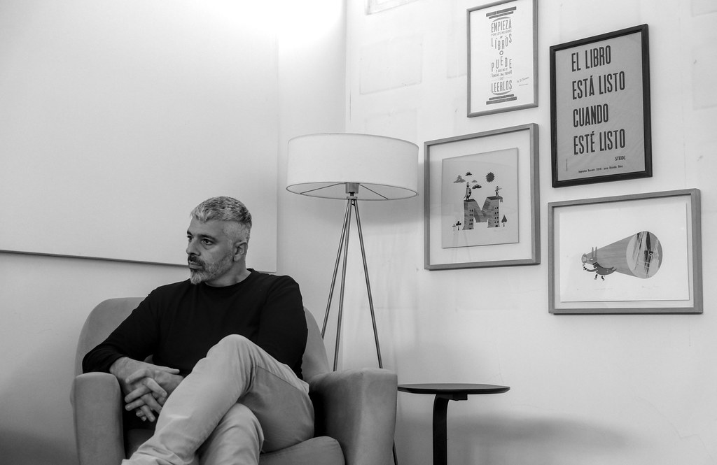 Víctor Malumián: «Hoy tenemos generaciones que se están criando sin tomar la lectura como una actividad posible» 3 Víctor Malumián para Jot Down