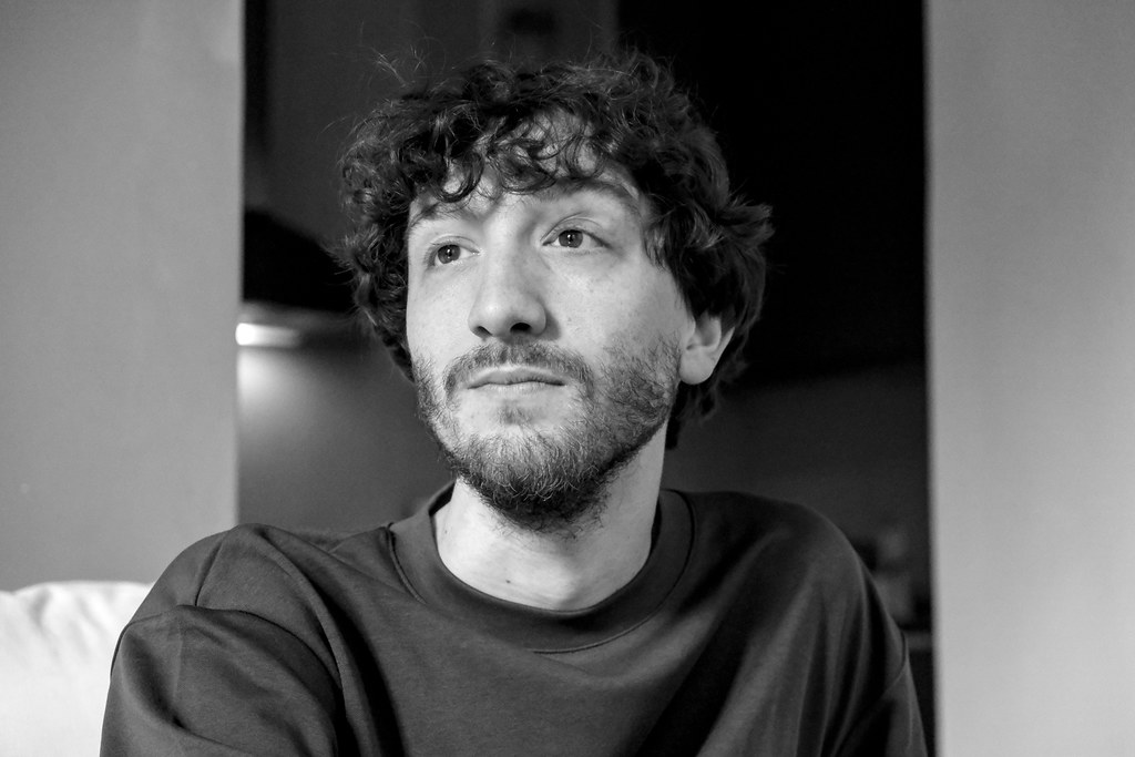 Teo López Puccio: «¿Cómo puede ser que la persona promedio no tenga cerca las razones para entender en qué sentido la matemática es bella? Comunicarlo es una especie de responsabilidad de los científicos» 1 Teo López Puccio para Jot Down