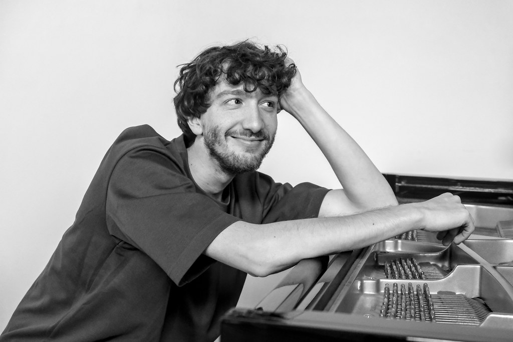 Teo López Puccio: «¿Cómo puede ser que la persona promedio no tenga cerca las razones para entender en qué sentido la matemática es bella? Comunicarlo es una especie de responsabilidad de los científicos» 5 Teo López Puccio para Jot Down